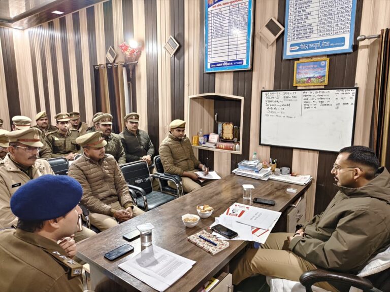पुलिस अधीक्षक ग्रामीण, मुजफ्फरनगर द्वारा थाना भोपा पर नियुक्त विवेचकों का अर्दली रूम किया गया, दिए आवश्यक दिशा-निर्देश