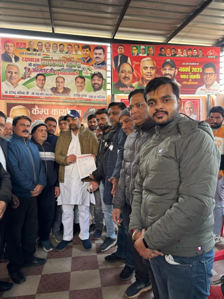 चरथावल विधायक पंकज मलिक ने क्षेत्रीय लोगों की सुनी जन समस्याएं