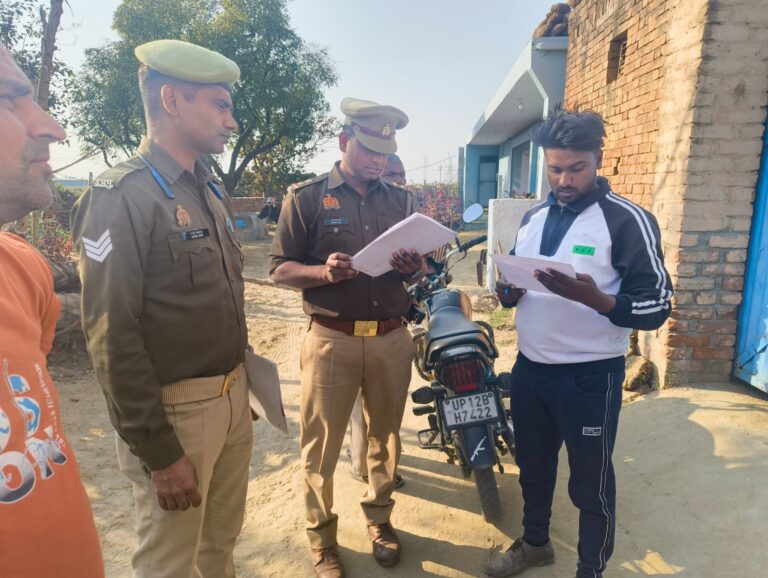 जनपद में अपराध एवं अपराधियों पर प्रभावी नियंत्रण हेतु पुलिस एवं प्रशासन द्वारा चोर/गैंगस्टर अभियुक्त पर गुण्डा अधिनियम के अन्तर्गत की गयी जिला बदर की कार्यवाही