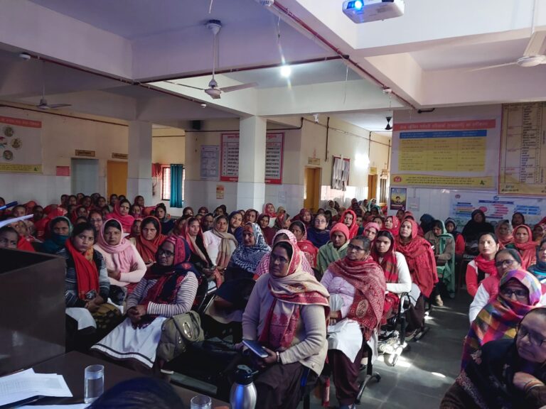 मुख्य चिकित्सा अधिकारी द्वारा सामुदायिक स्वास्थ्य केंद्र बुढ़ाना का विस्तृत निरीक्षण, राष्ट्रीय अंधता निवारण कार्यक्रम के अंतर्गत निःशुल्क चश्मों का वितरण