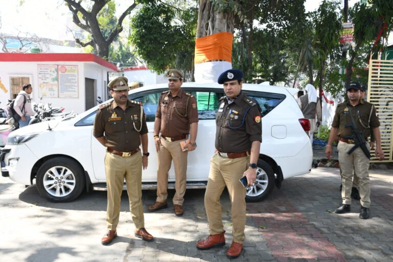 वरिष्ठ पुलिस अधीक्षक, मुजफ्फरनगर द्वारा थाना सिविल लाईन का किया गया आकस्मिक निरीक्षण, अधिनस्थों को दिये गये आवश्यक दिशा-निर्देश