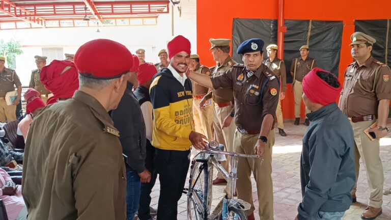 वरिष्ठ पुलिस अधीक्षक मुजफ्फरनगर द्वारा चौकीदारों के साथ गोष्ठी का किया गया आयोजन, दिए आवश्यक दिशा-निर्देश