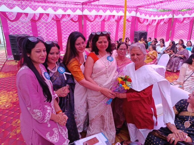 वेदिक पुत्री पाठशाला इंटर कॉलेज, मुजफ्फरनगर में एलुमनाई मीट का आयोजन