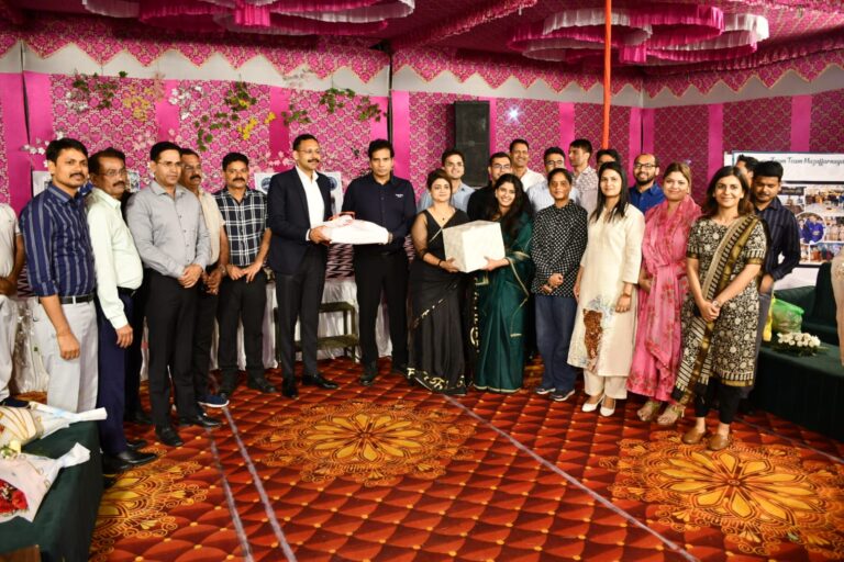 एसपी ग्रामीण आदित्य बंसल का पुलिस अधीक्षक नगर जनपद अलीगढ़ के पद पर स्थानान्तरण होने के उपलक्ष्य में किया गया विदाई समारोह का आयोजन, डीएम एवं एसएसपी मुजफ्फरनगर सहित अधिकारियों/कर्मचारियों ने उनके सराहनीय कार्यों की प्रशंसा करते हुए दी विदाई