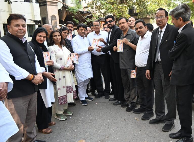 मुज़फ्फरनगर — आगामी 13 अप्रैल को मुज़फ्फरनगर के नुमाइश ग्राउंड में आयोजित होने वाली उत्तर प्रदेश के मुख्यमंत्री योगी आदित्यनाथ एवं केंद्रीय मंत्री जयंत चौधरी की विशाल जनसभा को सफल एवं ऐतिहासिक बनाने के उद्देश्य से जनपद में चलाया जा रहा है व्यापक जनसंपर्क अभियान