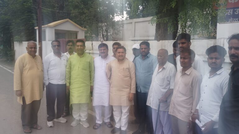 मेरठ – भाजपा प्रतिनिधिमंडल ने डीआईजी से की मुलाकात, विपिन जाटव और ललिता गौतम हत्याकांड में निष्पक्ष कार्रवाई की मांग