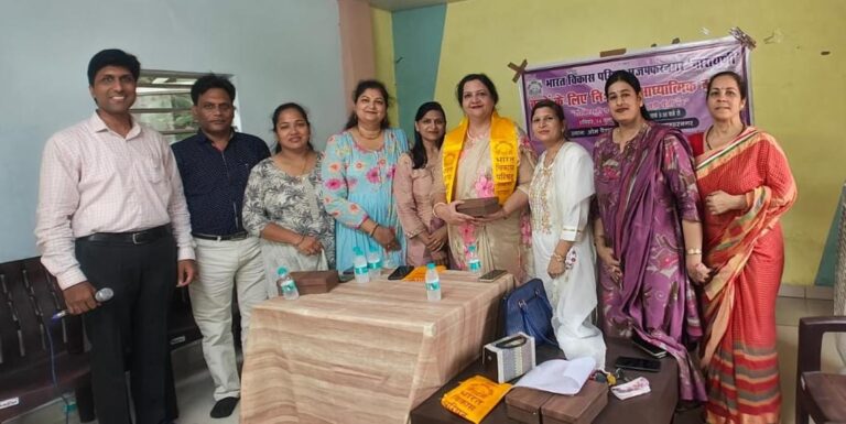 भा वि प नारायणी शाखा द्वारा बच्चों के लिए किया गया नि:शुल्क आध्यात्मिक कक्षाओं का आयोजन