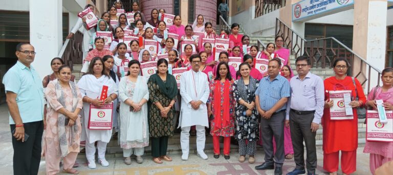 मुजफ्फरनगर: बेटी बचाओ-बेटी पढ़ाओ योजना के तहत प्रशिक्षण एवं सम्मान समारोह आयोजित