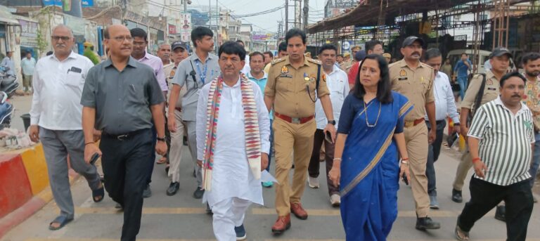 कांवड़ यात्रा की तैयारियों का मंत्री कपिल देव अग्रवाल ने अधिकारियों के साथ किया स्थलीय निरीक्षण