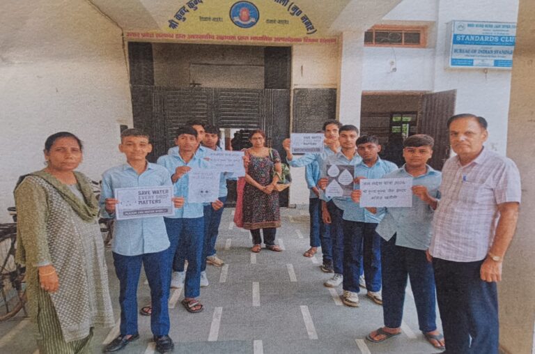 जल संरक्षण अभियान: बरला इंटर कॉलेज में निबंध प्रतियोगिता, खतौली में निकली जल संदेश यात्रा