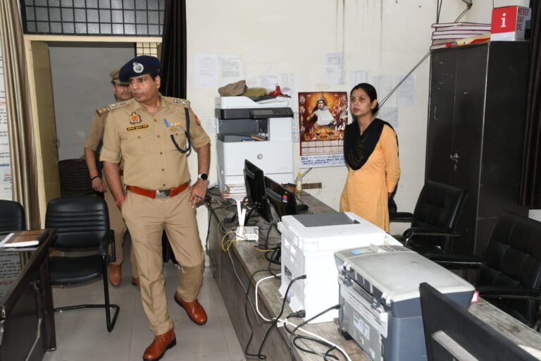 एसएसपी संजय कुमार वर्मा ने पुलिस अधीक्षक अपराध कार्यालय का किया निरीक्षण, कार्यप्रणाली की समीक्षा कर दिए आवश्यक निर्देश