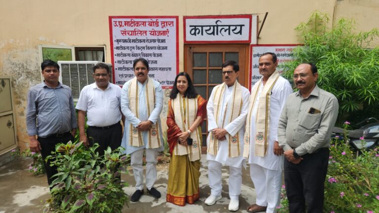 मुजफ्फरनगर में माटीकला जागरूकता कार्यक्रम का भव्य आयोजन, शिल्पियों को सरकारी योजनाओं की दी गई विस्तृत जानकारी