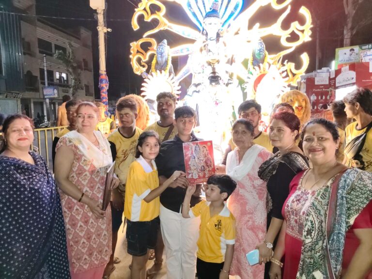 बाबा बर्फानी सेवा संघ के 12वें विशाल कांवड़ सेवा शिविर में उमड़ रही शिवभक्तों की भीड़, सिटी मजिस्ट्रेट व एएसपी ने किया निरीक्षण