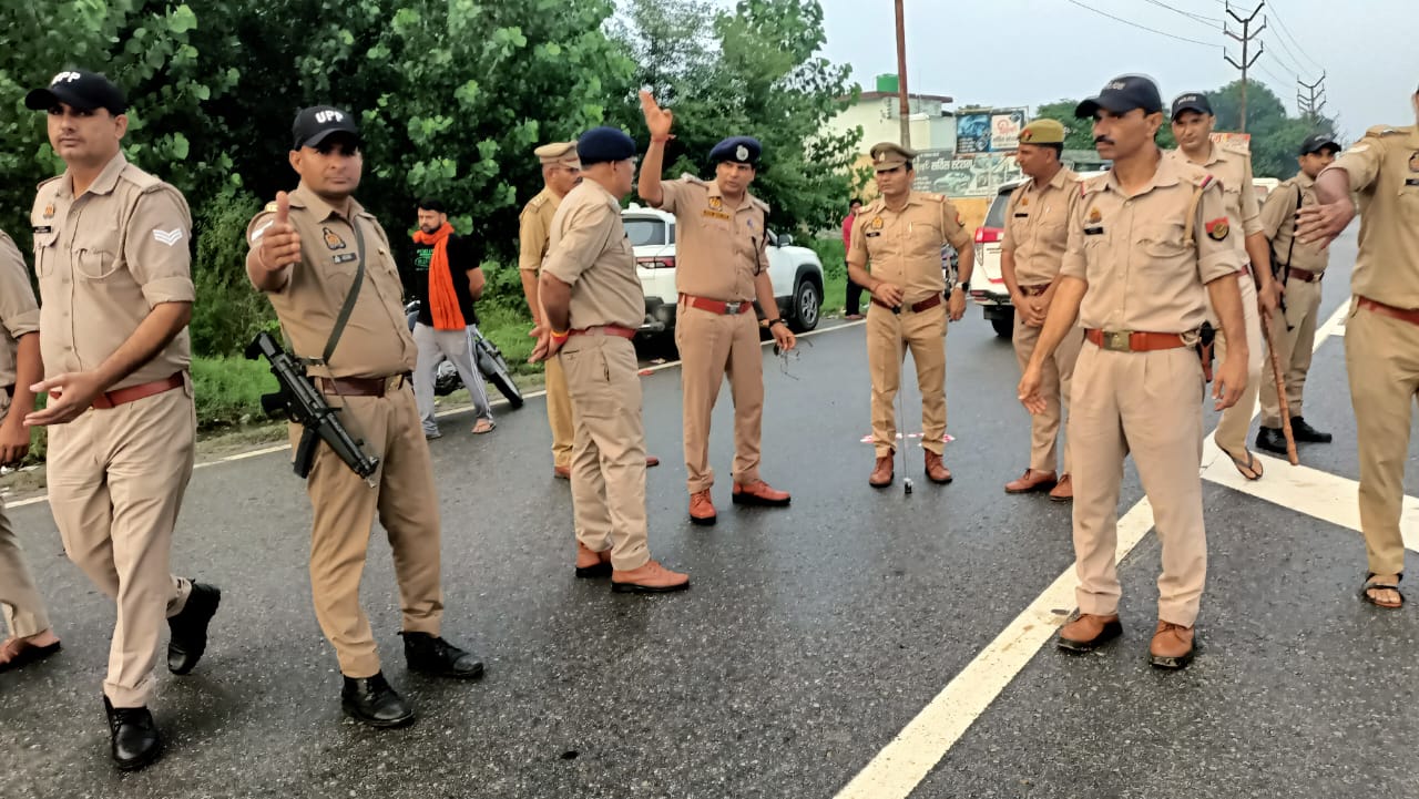 मुजफ्फरनगर: SSP संजय कुमार वर्मा ने भौराकलां थाने का किया औचक निरीक्षण, अभिलेखों की जांच कर दिए सख्त निर्देश