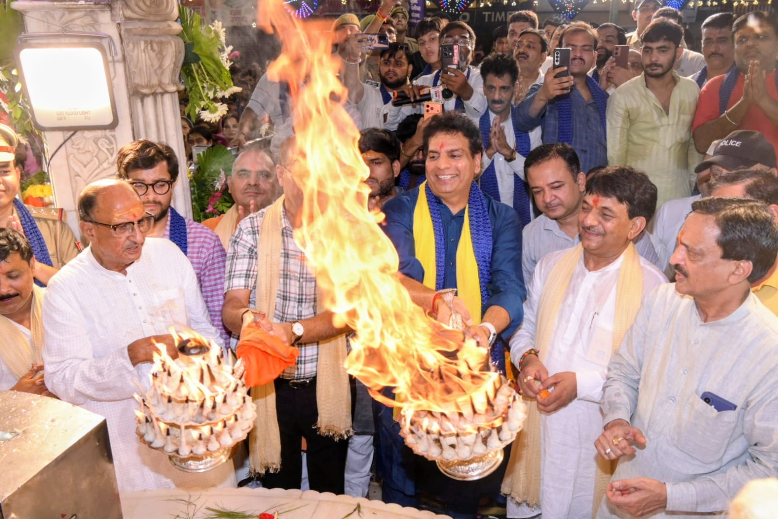 🕉️मुजफ्फरनगर ब्रेकिंग न्यूज़ – कांवड़ यात्रा सकुशल संपन्न, शिव चौक पर हुई महाआरती