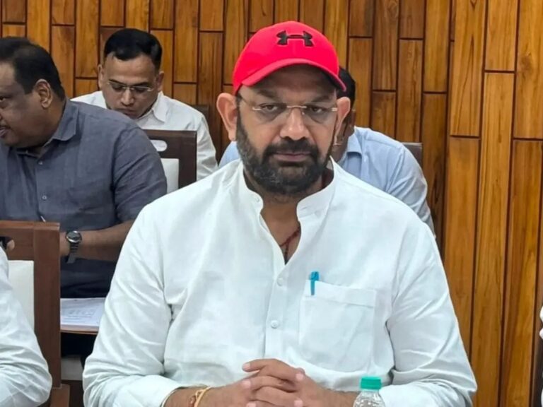 लोक लेखा समिति की बैठक में विधायक पंकज मलिक ने लिया हिस्सा