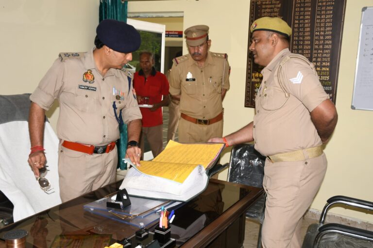 थाना तितावी का एसएसपी ने किया आकस्मिक निरीक्षण, दिए आवश्यक दिशा-निर्देश