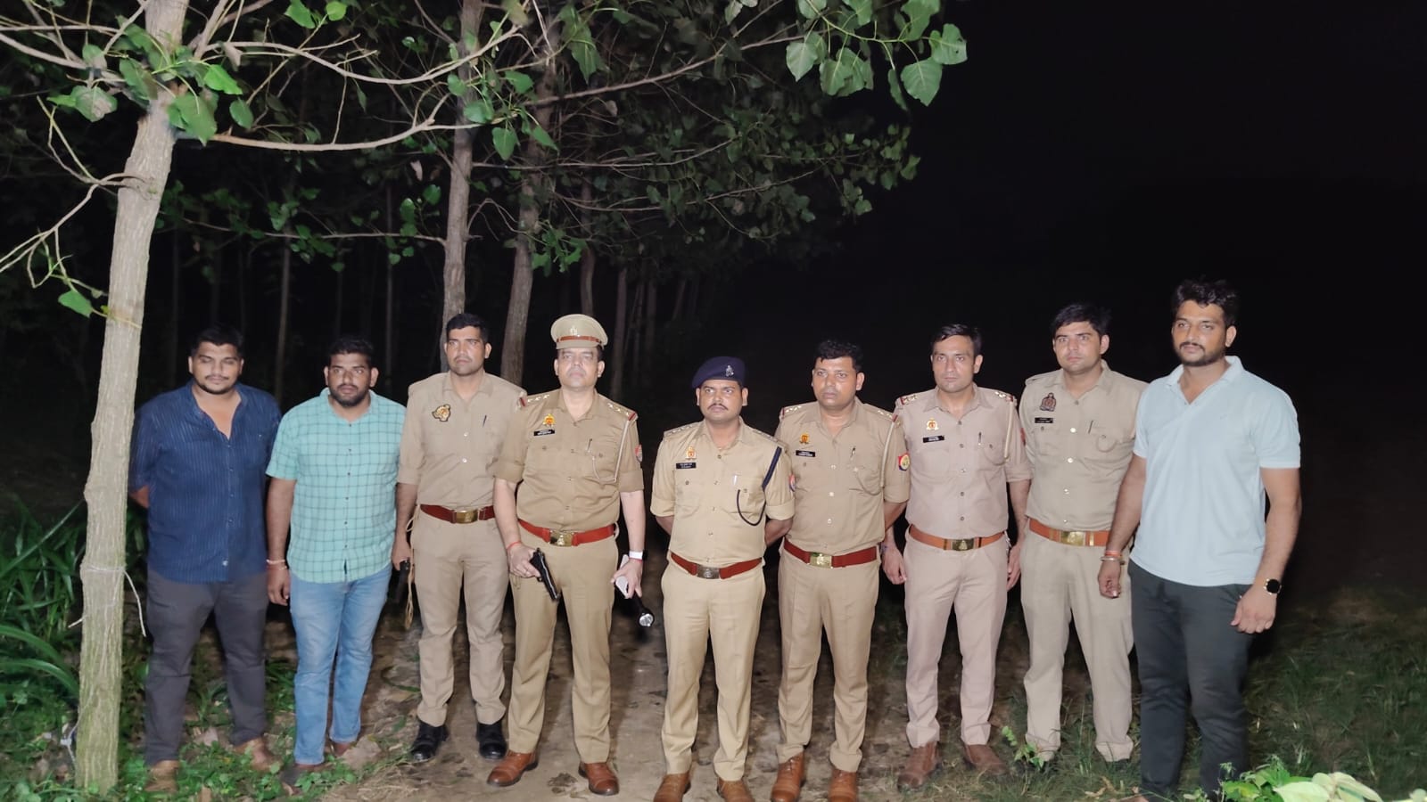 मुठभेड़ में हिस्ट्रीशीटर गौकश घायल, 4 गिरफ्तार