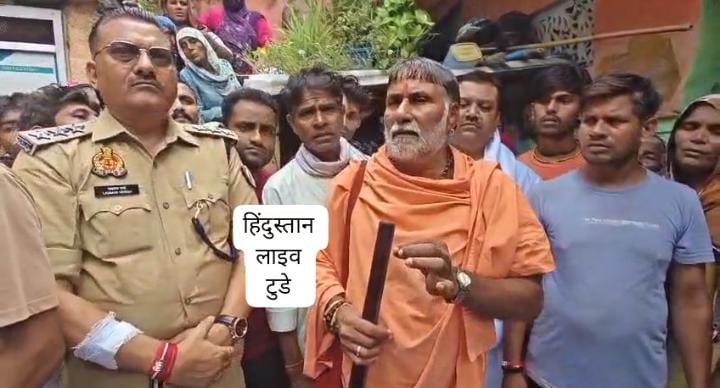 वंश कश्यप के परिवार से मिले स्वामी यशवीर महाराज, वार्ता के बाद अंतिम संस्कार पर बनी सहमति