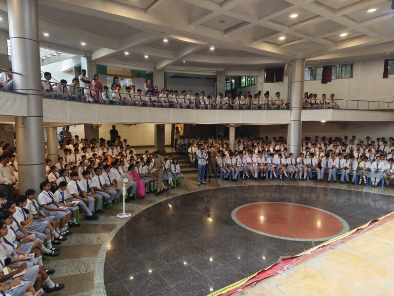 मिशन शक्ति कार्यक्रम में छात्र-छात्राओं को विधिक अधिकारों और सुरक्षा उपायों की जानकारी