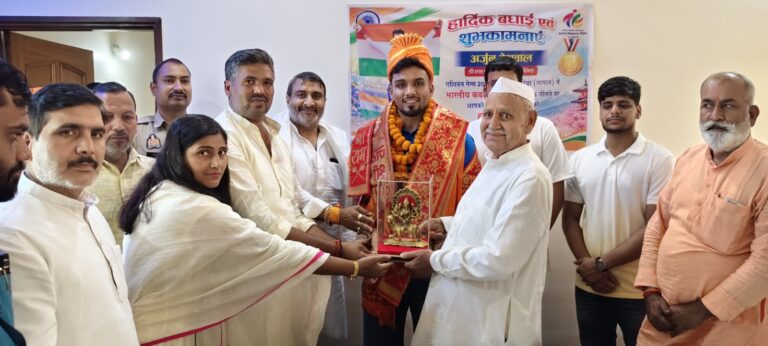 एशियाई खेलों के स्वर्ण पदक विजेता अर्जुन देशवाल का मुजफ्फरनगर में भव्य स्वागत