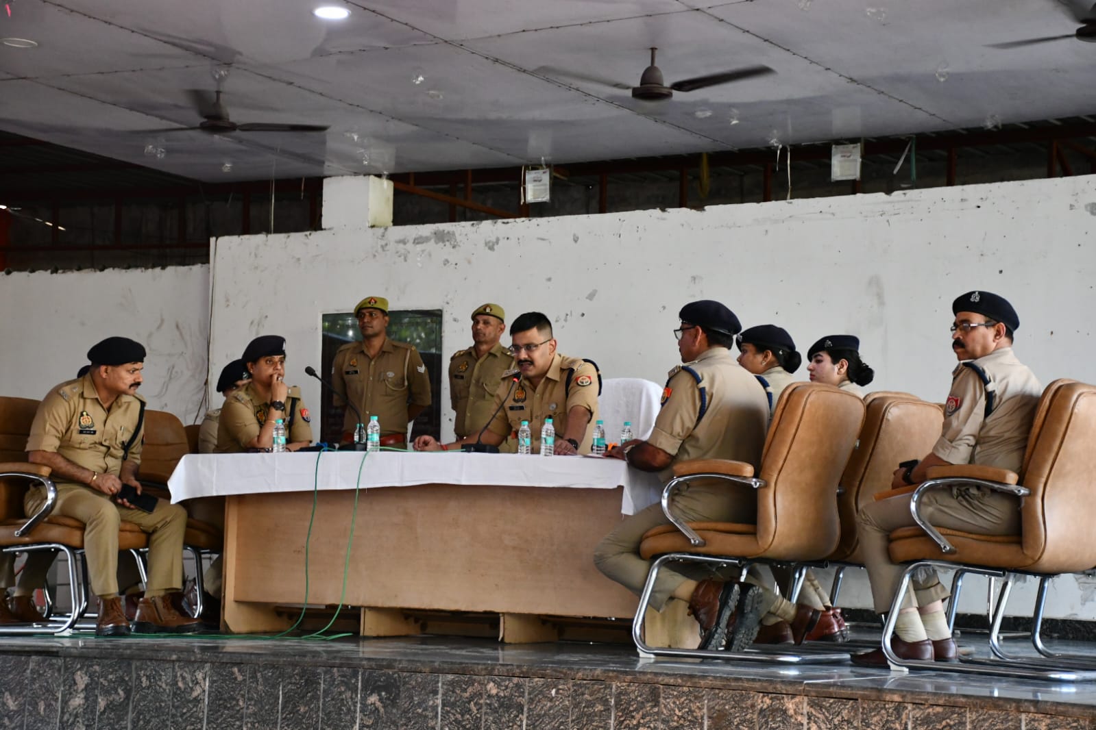 MLC चुनाव को लेकर SSP सूरज कुमार राय का सख्त एक्शन, पुलिसकर्मियों को दिए कड़े निर्देश; सुरक्षा में चूक पर रहेगी पैनी नजर!