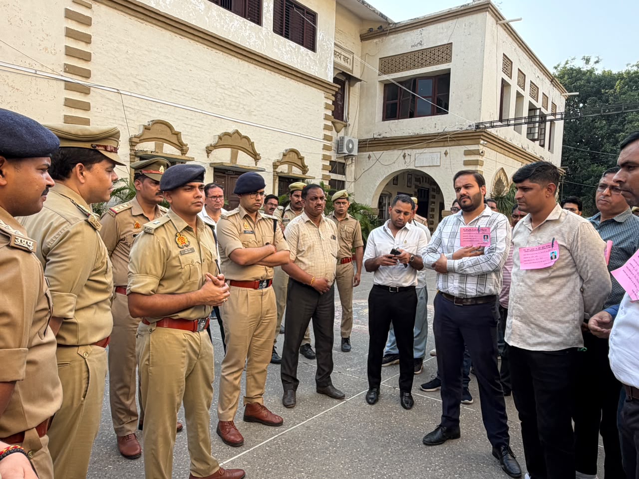 मुजफ्फरनगर में एमएलसी चुनाव शांतिपूर्ण संपन्न, सुरक्षा व्यवस्था को लेकर पुलिस-प्रशासन रहा मुस्तैद